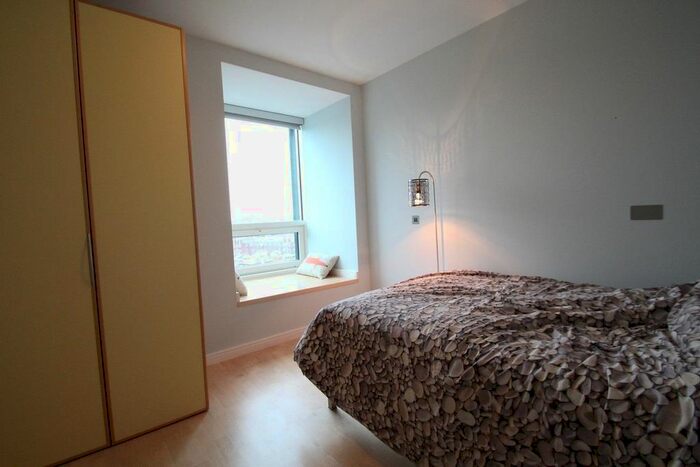 2 Bedroom Flat To Rent In Grosvenor Road, London SW1V