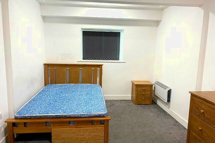 Studio To Rent In Lake Road, Portsmouth, PO1