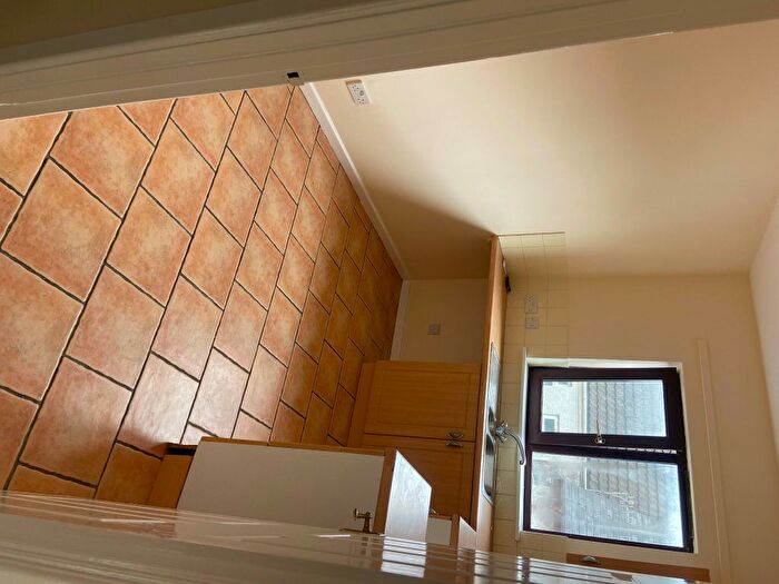 1 Bedroom Flat To Rent In Lower Banwell Street, Morriston, Swansea, SA6