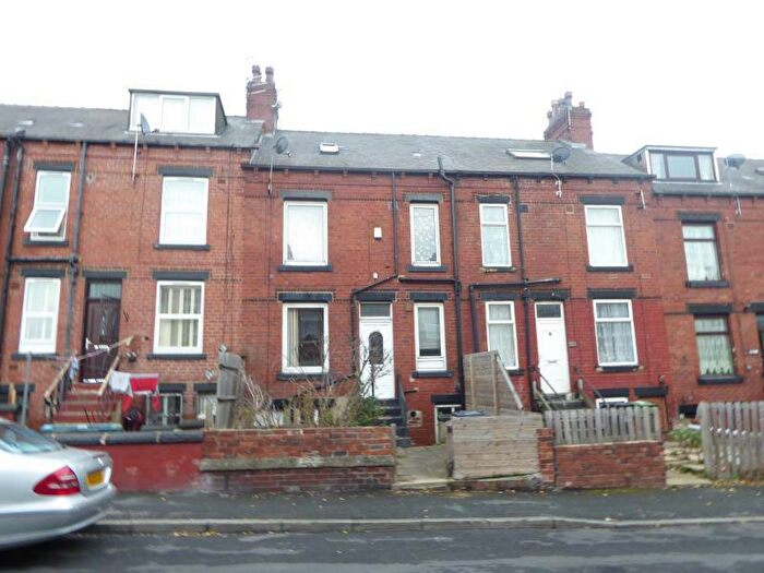 2 Bedroom Terraced House To Rent In Darfield Place, Leeds, West Yorkshire, LS8