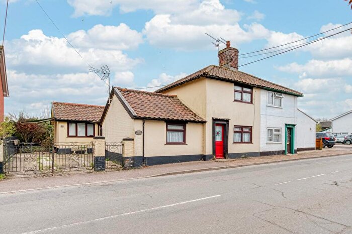 3 Bedroom Semi Detached House For Sale In Rose Lane, Diss, IP22