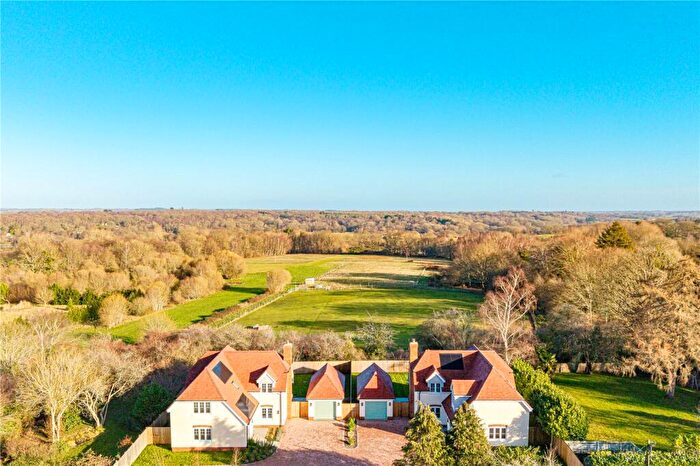 4 Bedroom Detached House For Sale In Newbury Road, Headley, Thatcham, Hampshire, RG19