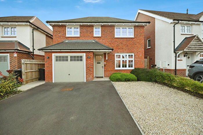 4 Bedroom Detached House For Sale In Great Brook Ground, Houlton, CV23