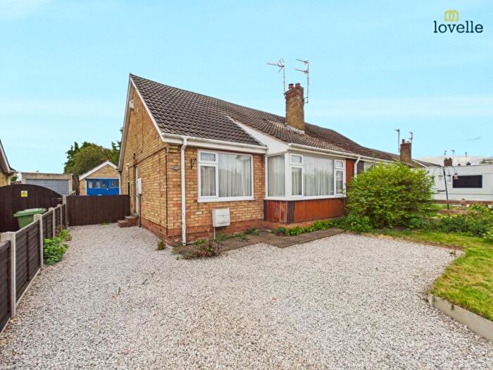 3 Bedroom Semi-detached House For Sale In De Aston Fields, Market Rasen, LN8