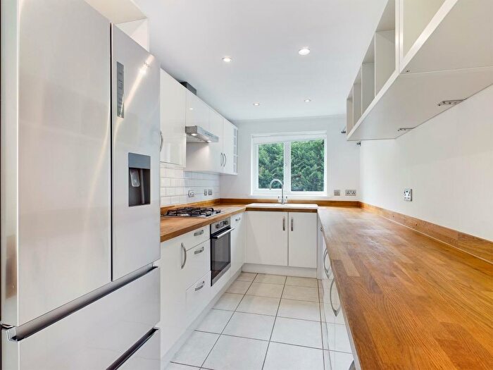 4 Bedroom Terraced House To Rent In Skippetts Gardens, Cranbourne, Basingstoke, RG21