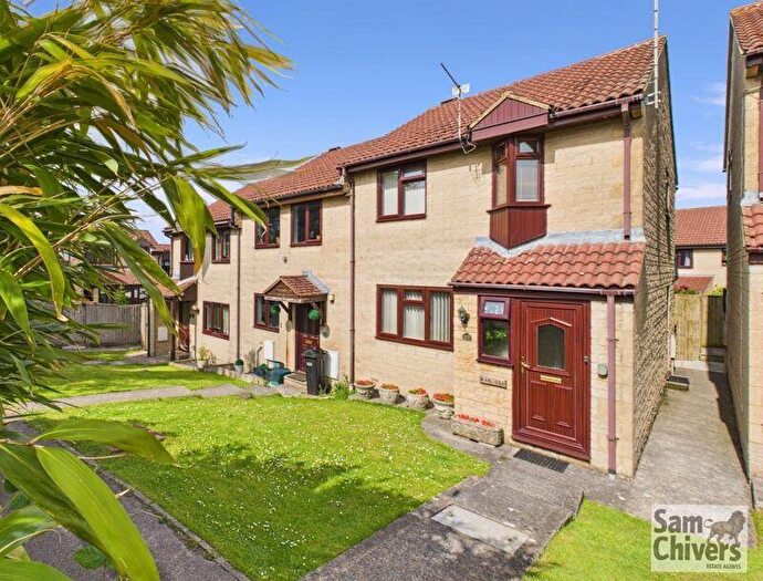 3 Bedroom End Of Terrace House For Sale In St. Marys Rise, Writhlington, Radstock, BA3