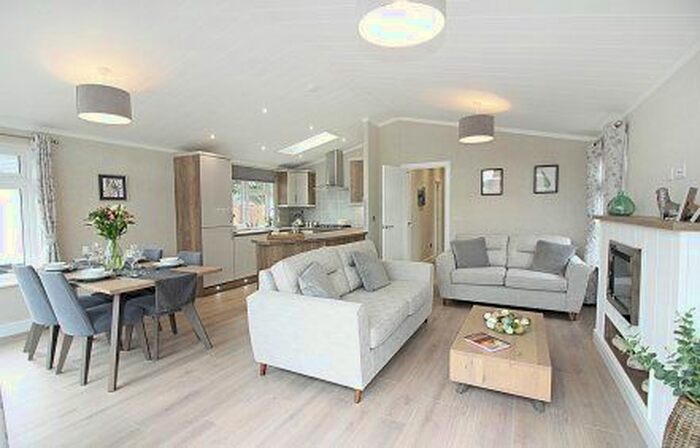 3 Bedroom Lodge For Sale In Hoburne Doublebois, Liskeard, Cornwall, PL14