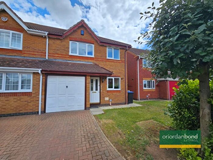 3 Bedroom Semi Detached House To Rent In Kentford Close, East Hunsbury, Northampton, NN4