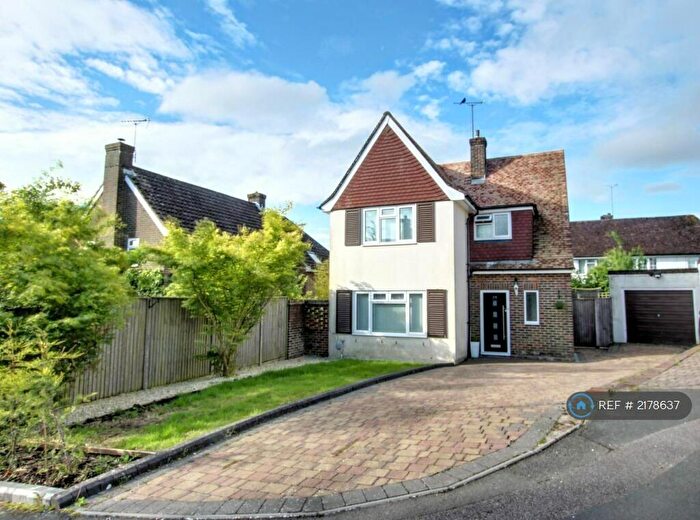 3 Bedroom Detached House To Rent In Turners Mill Road, Haywards Heath, RH16