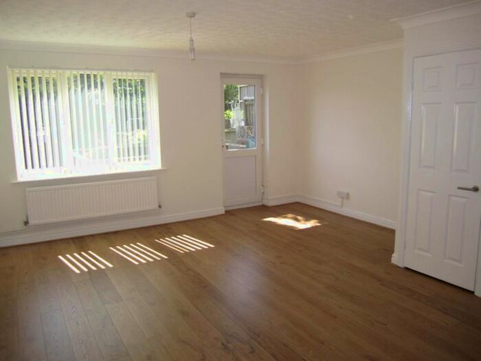 3 Bedroom End Of Terrace House To Rent In Widecombe Way, Exeter, EX4