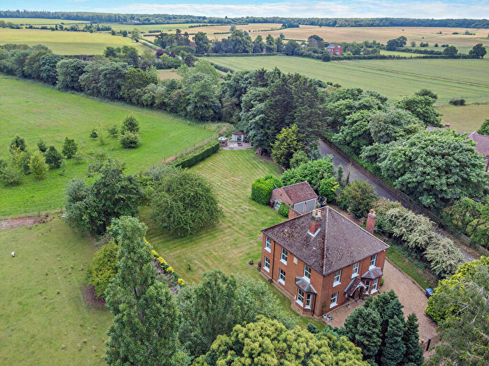 5 Bedroom Detached House For Sale In Gamlingay, Cambridgeshire, SG19