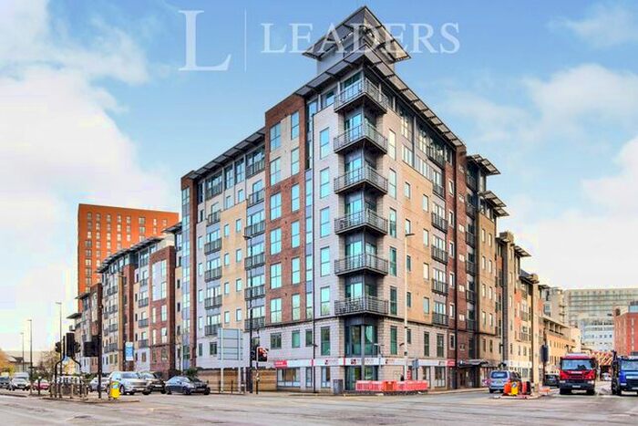 2 Bedroom Flat To Rent In City Point, Chapel Street, Salford, M3