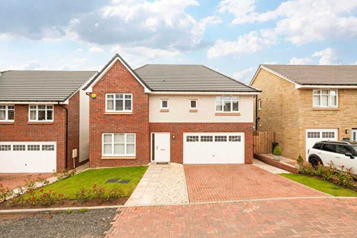 5 Bedroom Detached House For Sale In Sandy Gunn Road, Auchterarder, PH3