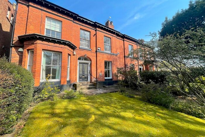 1 Bedroom Flat To Rent In Stockport Road, Timperley, Altrincham, WA15