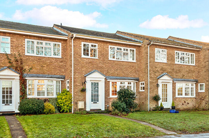 3 Bedroom Terraced House For Sale In Frith Hill Road, Godalming, Surrey, GU7