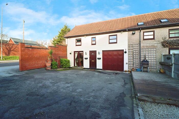 2 Bedroom Cottage For Sale In Erin Road, Duckmanton, Chesterfield, S44