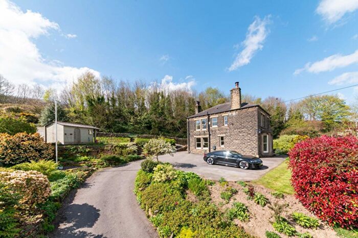 4 Bedroom Detached House For Sale In Broad Royd, Barnsley Road, Denby Dale, HD8