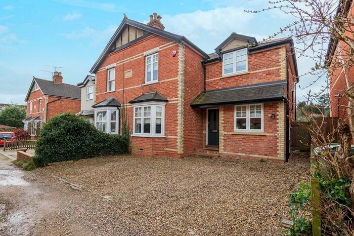 3 Bedroom Semi-Detached House To Rent In Halfpenny Lane, Sunningdale, SL5