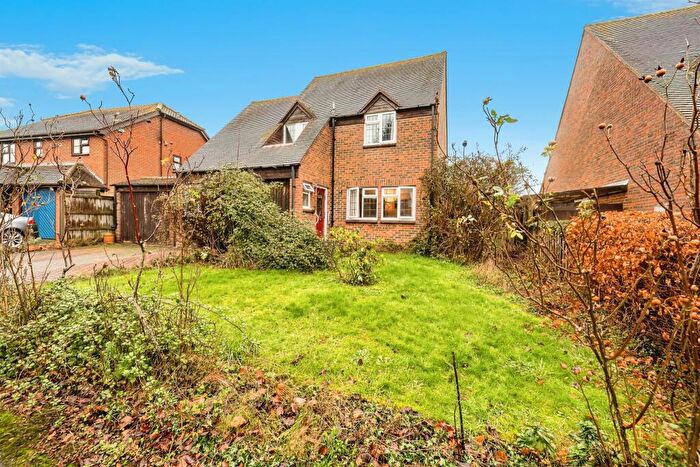 4 Bedroom Detached House For Sale In Silvermead, Worminghall, Aylesbury, HP18