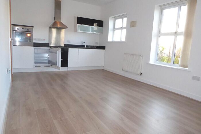 2 Bedroom Flat To Rent In Ings Lane, Skellow, DN6