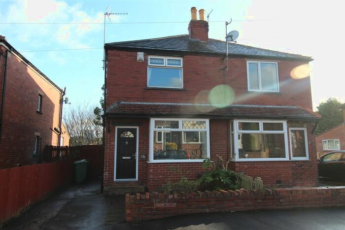 2 Bedroom Semi-Detached House To Rent In Vickers Avenue, Kirkstall, Leeds, LS5