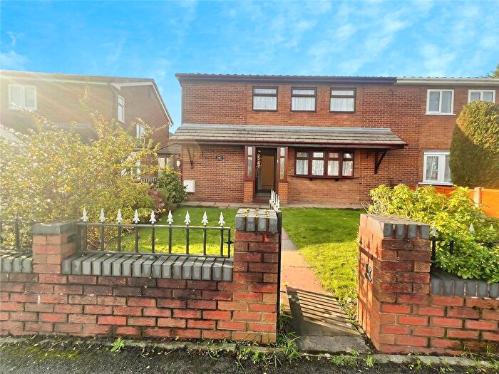 4 Bedroom Semi-Detached House For Sale In Southall Road, Wolverhampton, West Midlands, WV11