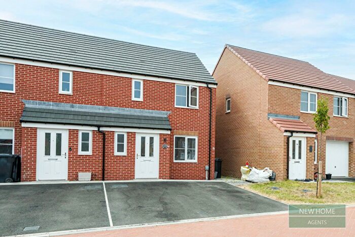3 Bedroom End Terrace House For Sale In Butler Drive, Ladgate, Middlesbrough, TS8