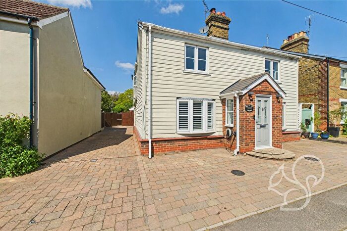 4 Bedroom Detached House For Sale In Churchfields, West Mersea, CO5