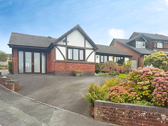 2 Bedroom Bungalow For Sale In Clockhouse Avenue, Burnley, BB10