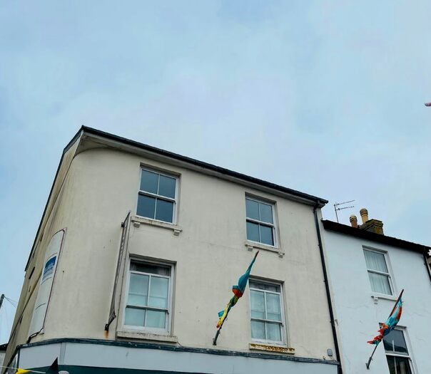 2 Bedroom Flat To Rent In Market Jew Street, Penzance, TR18