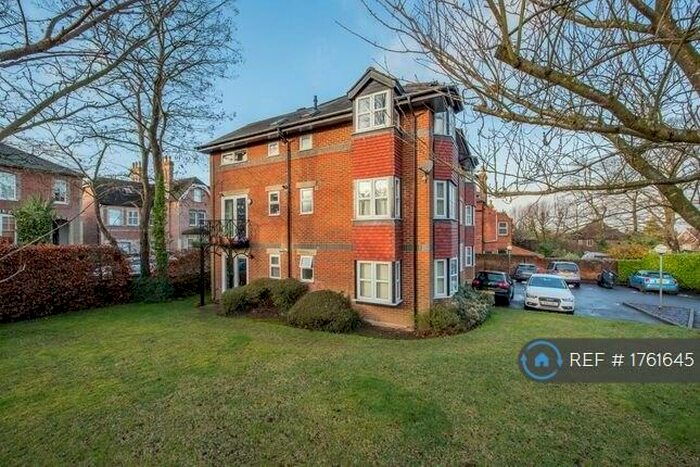 2 Bedroom Flat To Rent In Ashdown House, Guildford, GU1