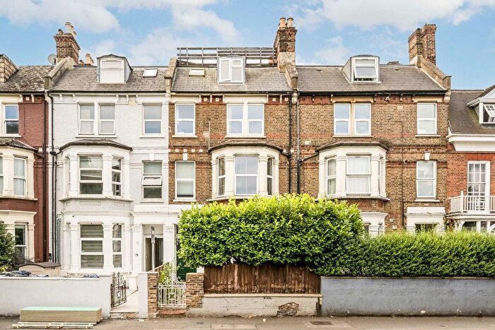 1 Bedroom Flat To Rent In The Vale, Acton, W3