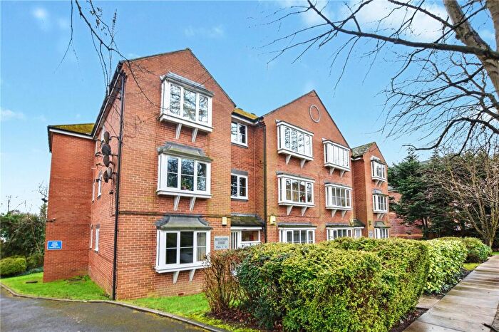 2 Bedroom Apartment For Sale In Flat, Belvedere Court, Harehills Lane, Leeds, West Yorkshire, LS7