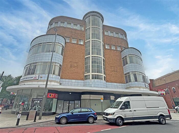 6 Bedroom Flat For Sale In St. Sepulchre Gate, Doncaster, DN1