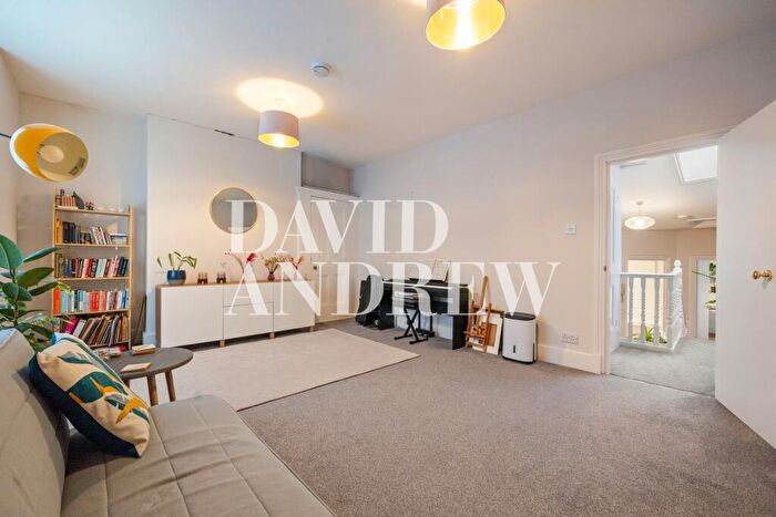 1 Bedroom Flat To Rent In Sotheby Road, London, N5