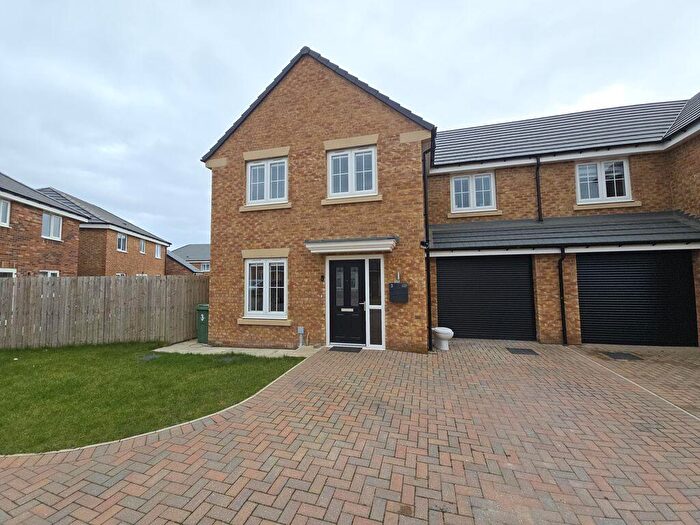 4 Bedroom Semi Detached House For Sale In Dixon Court, Fenwick Park, Bedlington, NE22