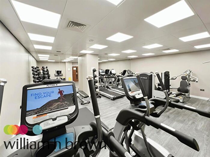 2 Bedroom Apartment To Rent In Victoria Avenue, Southend-On-Sea, SS2