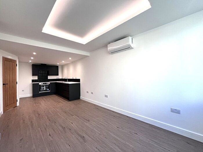 2 Bedroom Flat To Rent In Healy Place, Stoke, Plymouth, PL2