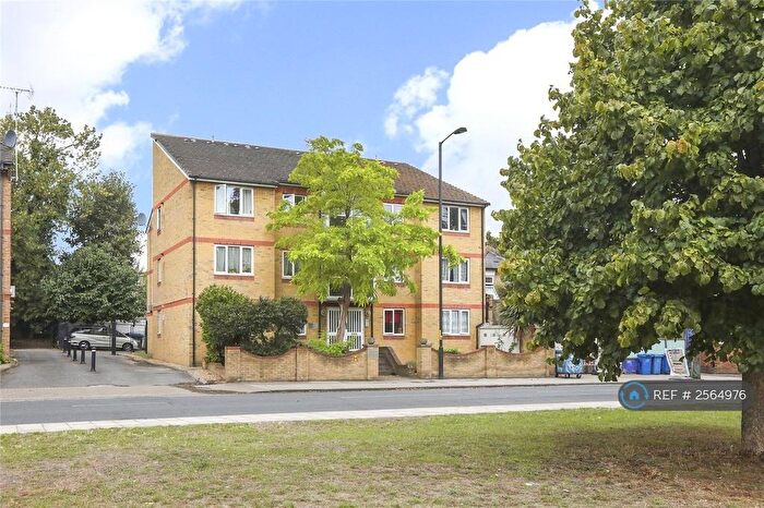1 Bedroom Flat To Rent In Henley Court, London, SE15