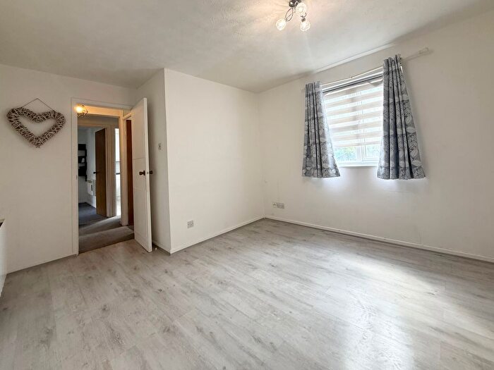 1 Bedroom Flat To Rent In Barry Road, Beckton, E6