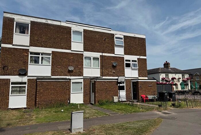 3 Bedroom Terraced House For Sale In Regent Court, Stotfold, Hitchin, SG5