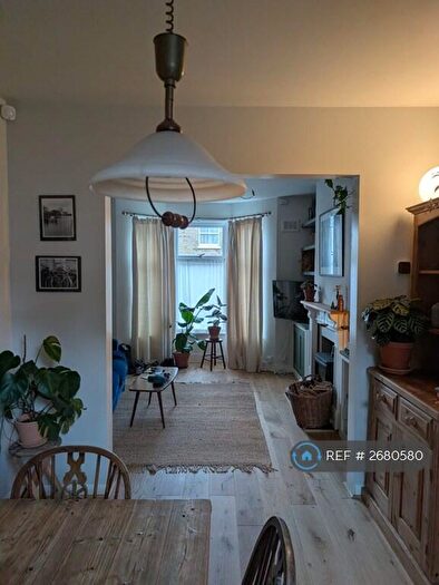 2 Bedroom End Of Terrace House To Rent In Kirk Lane, London, SE18