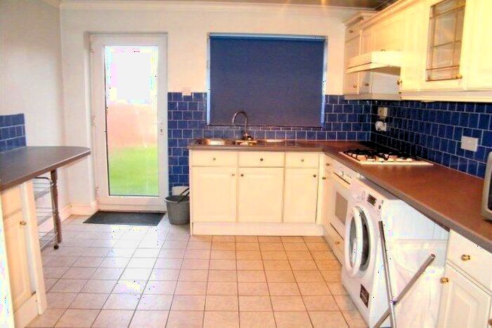 3 Bedroom Property To Rent In Dawson Avenue, Orpington, BR5
