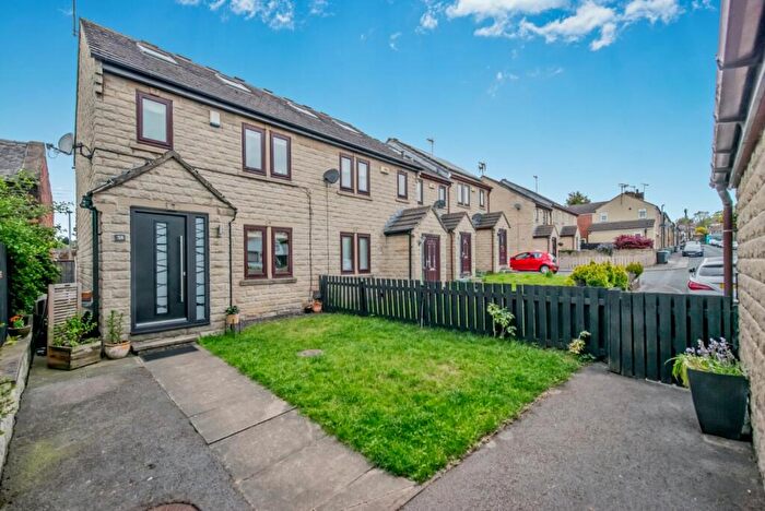 4 Bedroom Terraced House For Sale In Clare Road, Cleckheaton, West Yorkshire, BD19