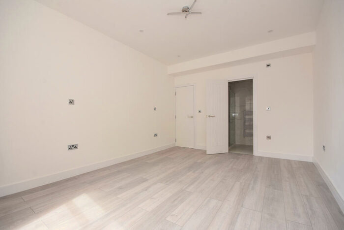 2 Bedroom Apartment To Rent In High Street, Braintree, CM7