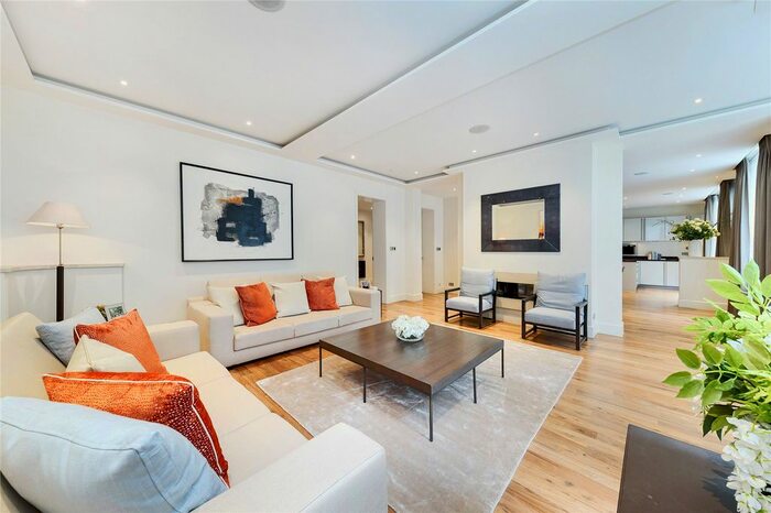 4 Bedroom Flat To Rent In Basil Mansions, Basil Street, Knightsbridge, London, SW3
