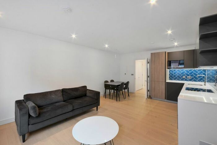 2 Bedroom Flat To Rent In Gorsuch Place, London, E2