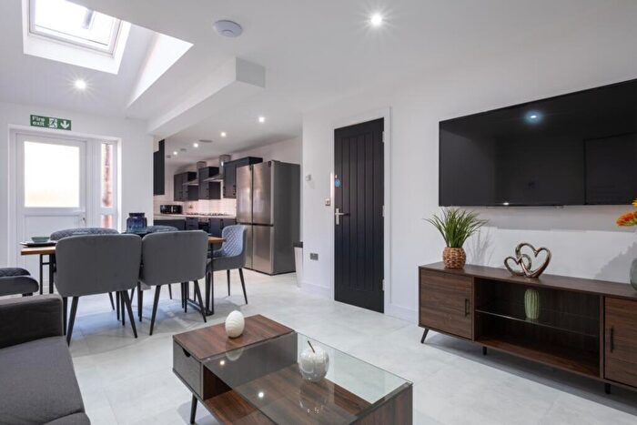 3 Bedroom House To Rent In Sincil Bank, Lincoln, LN5