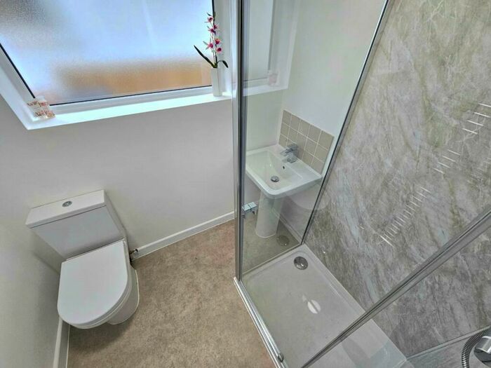 2 Bedroom Bungalow For Sale In Cornelius Drive, Thingwall, Wirral, CH61