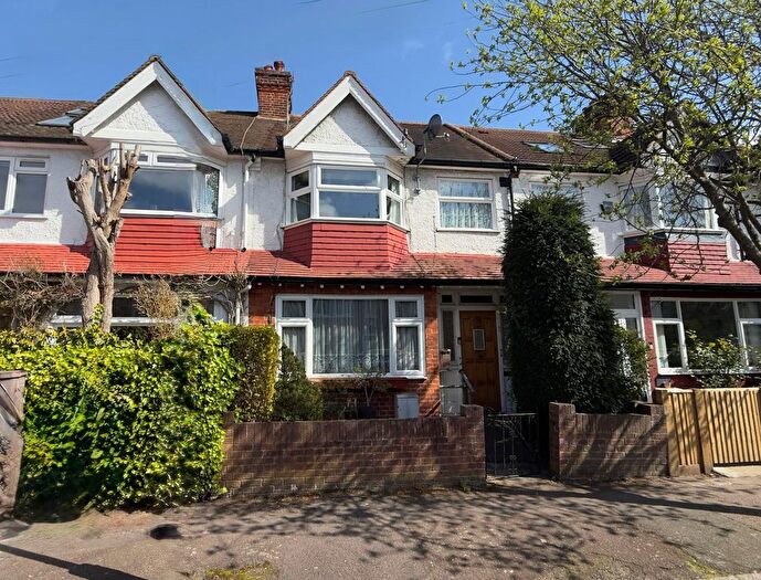 3 Bedroom Terraced House For Sale In Oxford Avenue, London, SW20